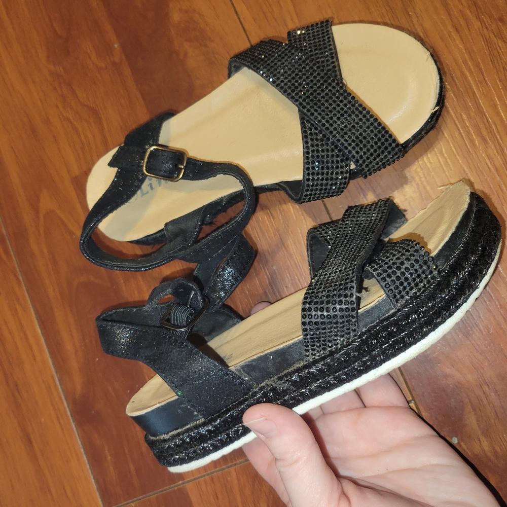 Black studded and rhinestone wedge sandals. Girls size 10. Fashion & boho.